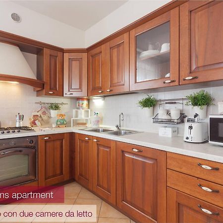 Nina Guest House Longare Chambre photo