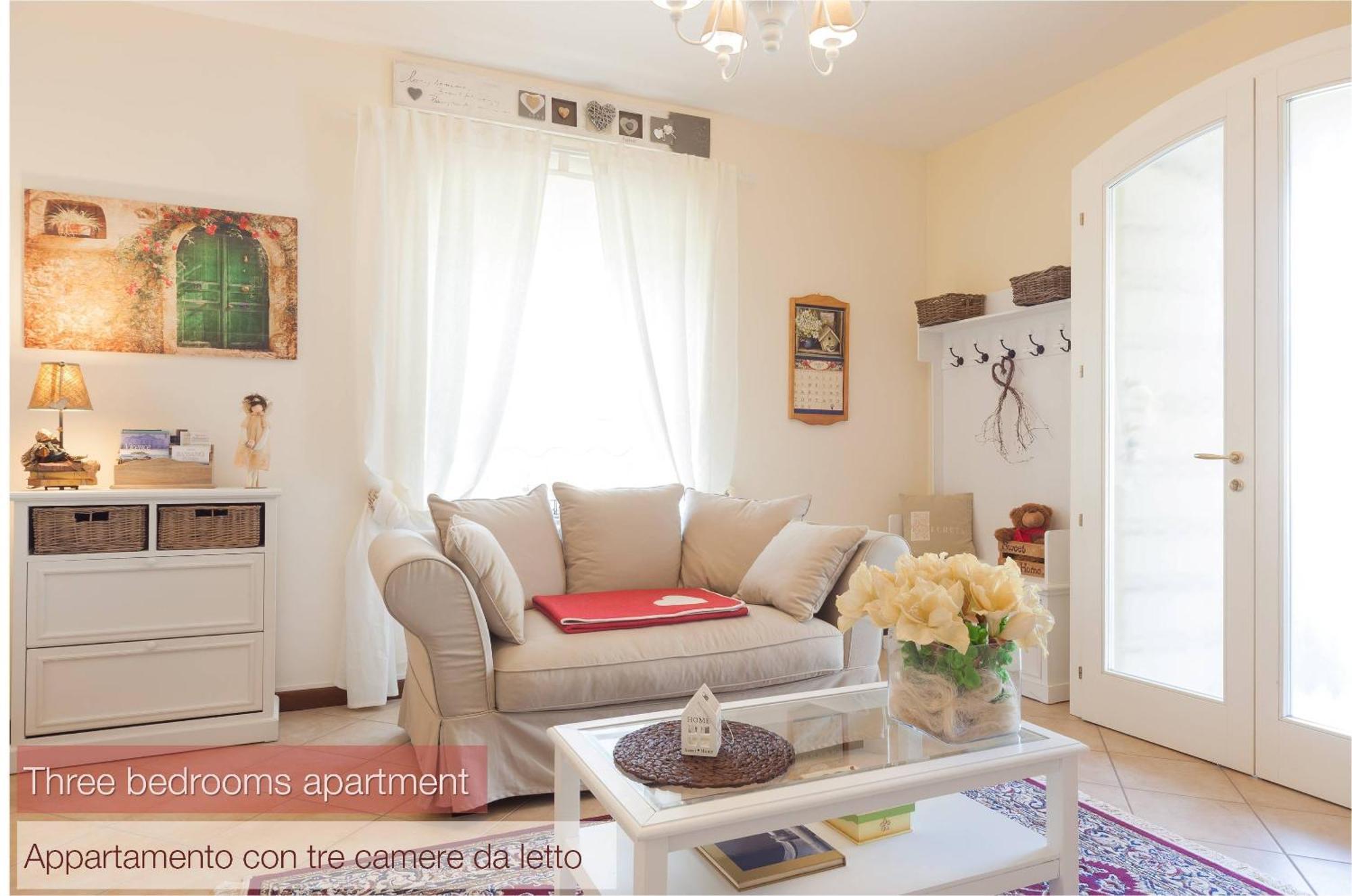 Nina Guest House Longare Chambre photo