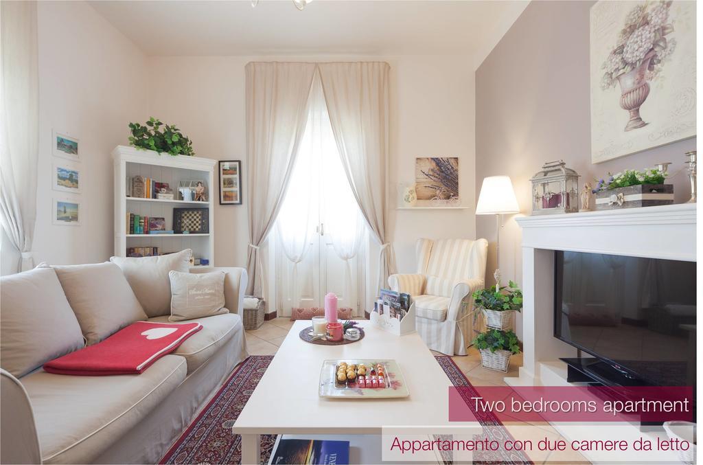 Nina Guest House Longare Chambre photo