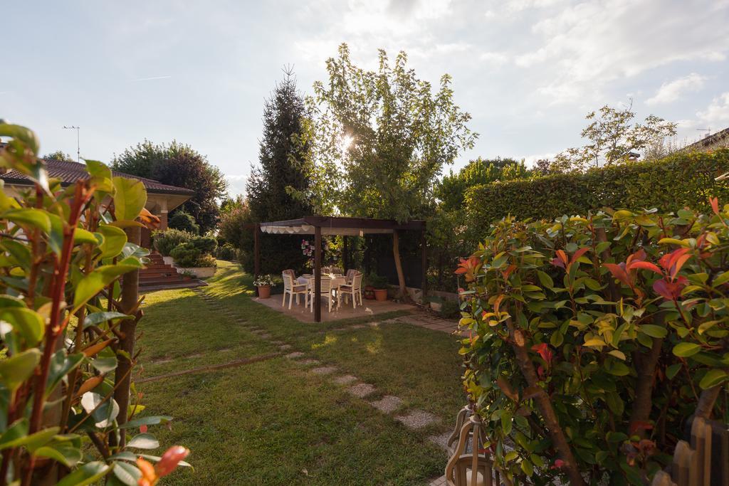 Nina Guest House Longare Extérieur photo